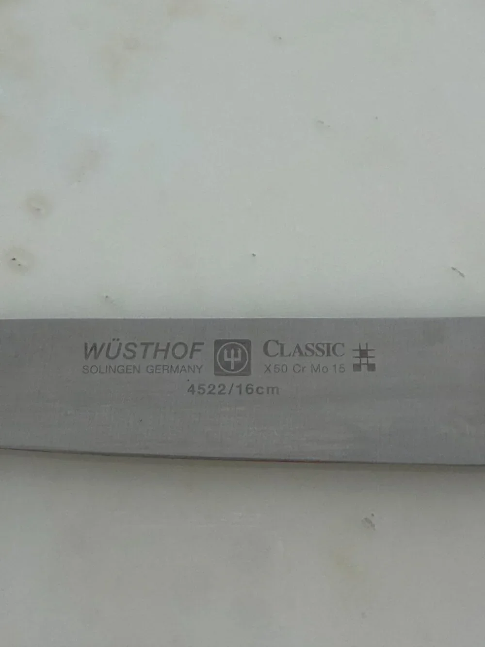WUSTHOF CLASSIC KNIFE 4522/16cm X50 Cr Mo 15